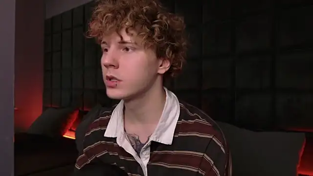 Mickey Hawk online show from March 2, 4:25 am