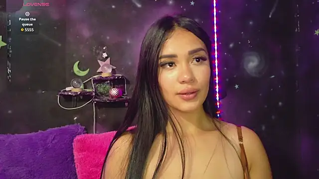 ValentinaRojass  online show from May 14, 4:47 pm