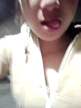 Snapshot of Mishowhot chatting on March 12, 12:50 am Mishowhot online show from March 12, 12:50 am