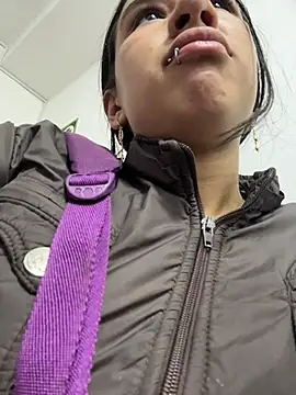 LilyRossi  online show from July 17, 12:34 pm