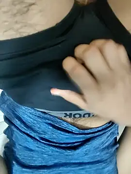 Snapshot of Javi_2026 chatting on February 28, 1:06 am Javi 2026 online show from February 28, 1:06 am