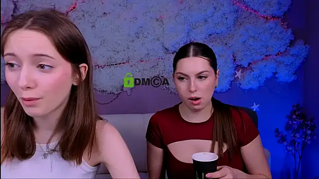 Snapshot of chloe_ley chatting on May 14, 12:34 pm chloe ley online show from May 14, 12:34 pm
