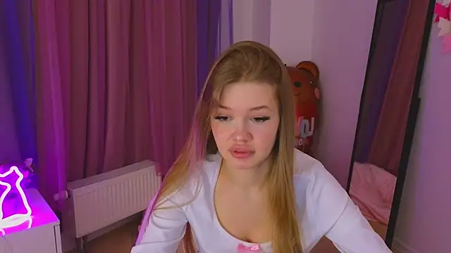 belrinaa online show from April 22, 9:16 pm