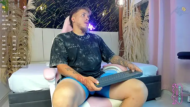 keane lee  online show from April 1, 12:50 pm