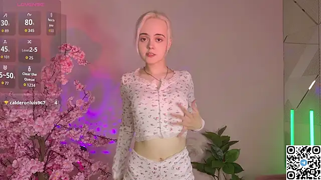 Bambi Bloom online show from April 16, 5:19 am