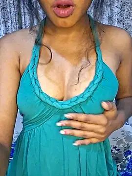 Snapshot of Akni_ chatting on May 5, 1:30 pm Akni online show from May 5, 1:30 pm