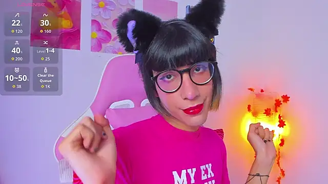 Madeline 21 online show from March 25, 5:35 am