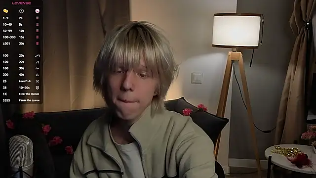 Mark Shoyer2 online show from March 7, 9:12 pm