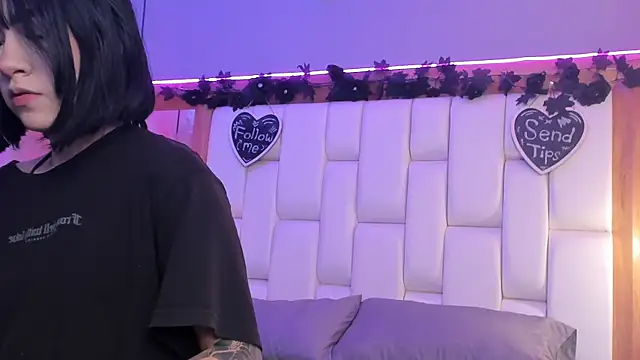 Bamby buu online show from April 8, 11:48 pm