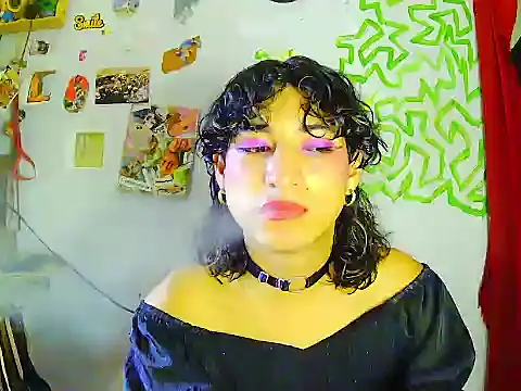 Snapshot of RAMONA_TIJERAX chatting on June 21, 1:13 pm RAMONA TIJERAX online show from June 21, 1:13 pm