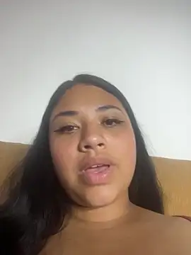 danniiq online show from February 28, 1:39 am