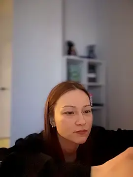 SadieSink  online show from April 4, 6:11 am