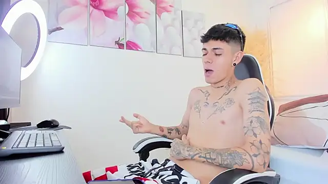 Tommy valverde online show from April 13, 6:35 pm