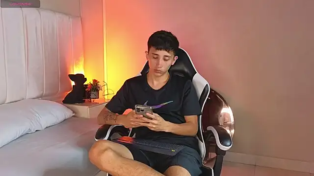 Rome cortes online show from April 14, 7:53 pm