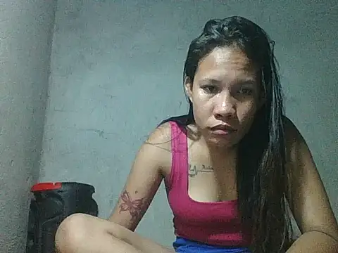 Snapshot of yummy_pilipina26 chatting on May 12, 1:52 pm yummy pilipina26 online show from May 12, 1:52 pm