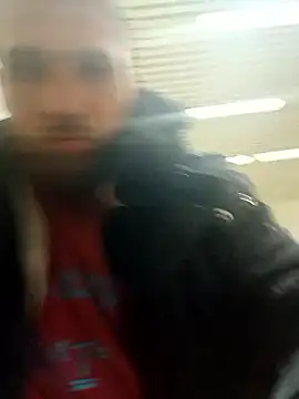 Snapshot of ILovpvsZy chatting on February 28, 1:06 am ILovpvsZy online show from February 28, 1:06 am