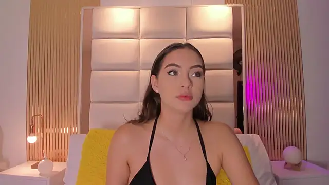 Snapshot of Megaan_Rousee chatting on February 28, 11:44 am Megaan Rousee online show from February 28, 11:44 am