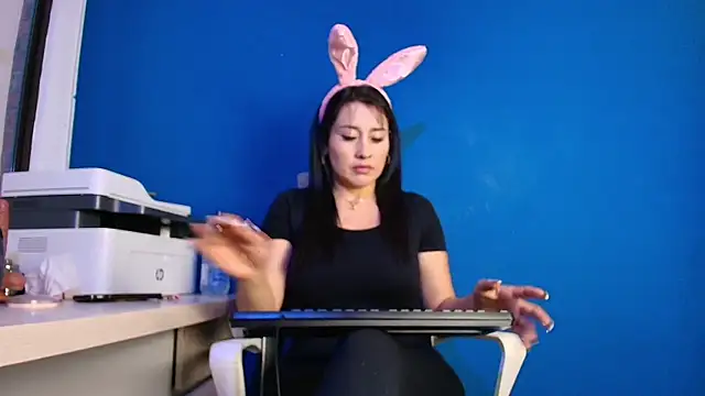 Terra  Rouse  online show from April 6, 11:11 am