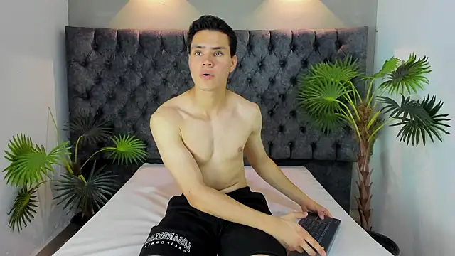 ZANE EVANS online show from March 7, 12:57 pm