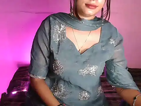 Snapshot of Niya_thakur chatting on June 29, 5:57 am Niya thakur online show from June 29, 5:57 am