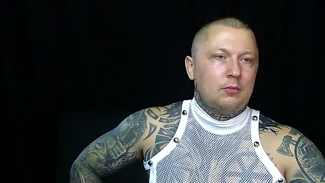 devilWithTats online show from March 14, 8:31 am