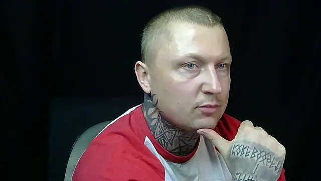 devilWithTats online show from April 8, 3:45 pm