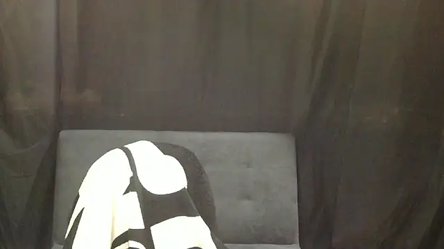 devilWithTats online show from April 24, 11:01 am