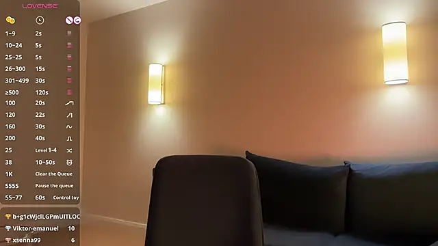 AlexaDeviliciouss online show from March 7, 6:27 pm