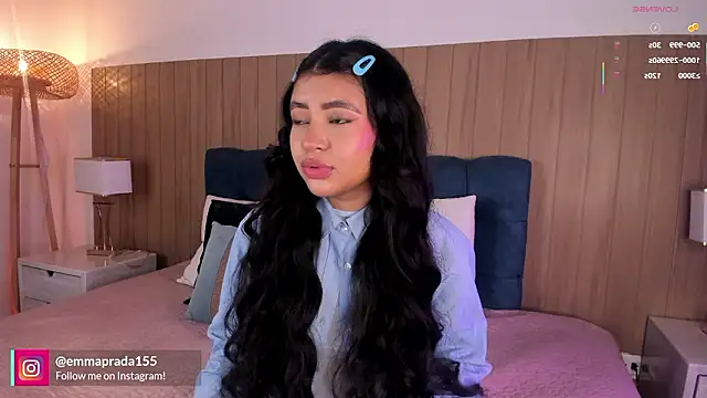 Snapshot of missprada_ chatting on March 19, 12:09 pm missprada online show from March 19, 12:09 pm