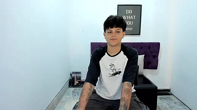 TomBoy Natali online show from April 12, 6:46 pm