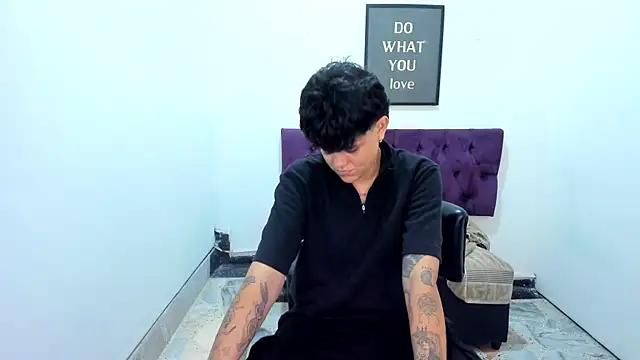 TomBoy Natali online show from May 3, 7:31 pm