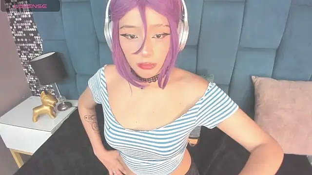 reze chaw online show from April 16, 1:56 pm