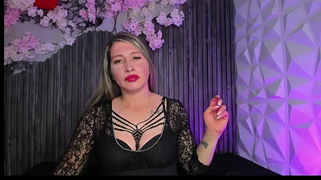 Snapshot of Mia_Backer07 chatting on March 2, 5:08 am Mia Backer07 online show from March 2, 5:08 am