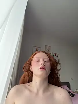 gingerlatte online show from April 30, 8:20 am