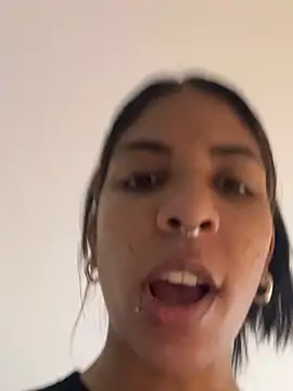 Snapshot of VioletaHills_ chatting on July 19, 1:37 pm VioletaHills online show from July 19, 1:37 pm