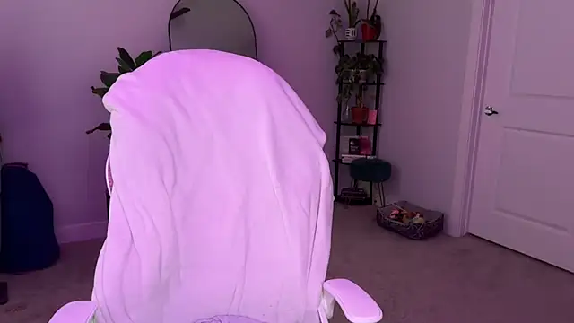 Snapshot of nickysel chatting on March 3, 11:54 pm nickysel online show from March 3, 11:54 pm