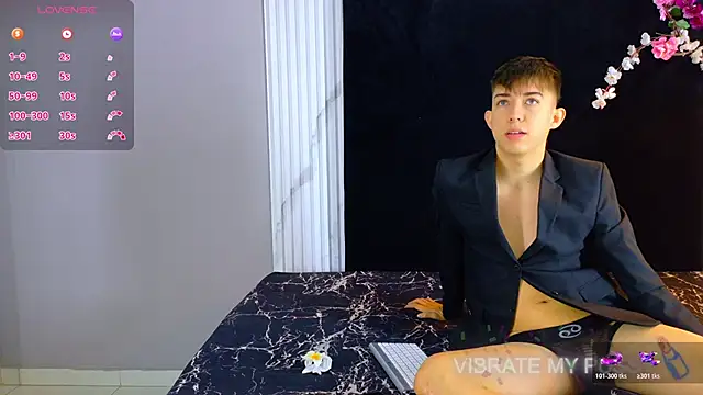 Danteandviolete cr online show from June 3, 11:35 am