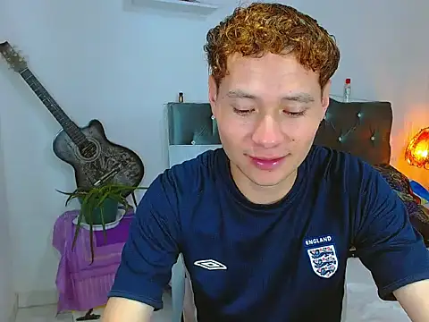  Santi2 online show from April 18, 3:43 am