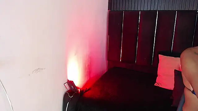 Tiana Glow2 online show from April 22, 9:49 pm