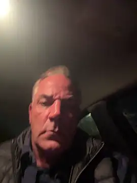 Snapshot of Deanodilf chatting on February 28, 2:23 am Deanodilf online show from February 28, 2:23 am