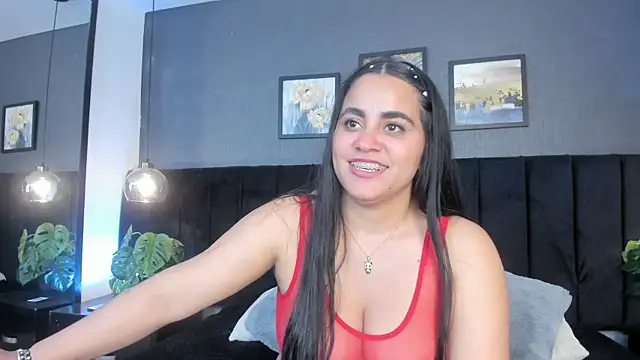 Snapshot of alejandra__garcia chatting on July 19, 9:40 pm alejandra garcia online show from July 19, 9:40 pm