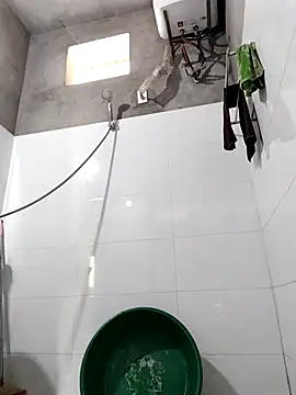 Lilinn  online show from April 6, 4:32 am