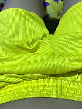 Snapshot of hoang15075 chatting on March 1, 1:02 pm hoang15075 online show from March 1, 1:02 pm