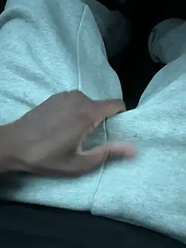 Snapshot of teasy01 chatting on February 28, 11:28 pm teasy01 online show from February 28, 11:28 pm