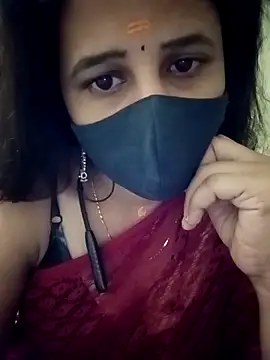 Snapshot of Tamil_Rani- chatting on April 2, 8:50 pm Tamil Rani- online show from April 2, 8:50 pm