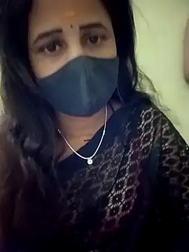 Snapshot of Tamil_Rani- chatting on April 10, 7:29 pm Tamil Rani- online show from April 10, 7:29 pm