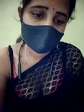 Snapshot of Tamil_Rani- chatting on April 21, 12:56 am Tamil Rani- online show from April 21, 12:56 am
