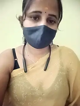 Snapshot of Tamil_Rani- chatting on April 28, 11:43 pm Tamil Rani- online show from April 28, 11:43 pm