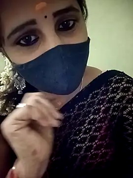 Snapshot of Tamil_Rani- chatting on May 1, 5:06 pm Tamil Rani- online show from May 1, 5:06 pm