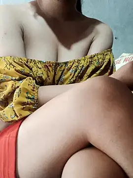 Snapshot of Ngoc_gina chatting on March 2, 8:10 am Ngoc gina online show from March 2, 8:10 am